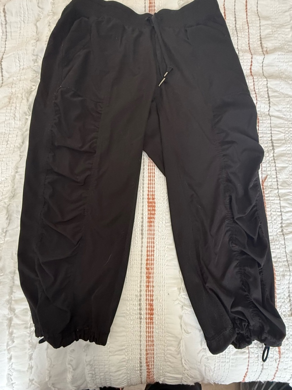 Not lululemon athletica Black Ruched Track Joggers
